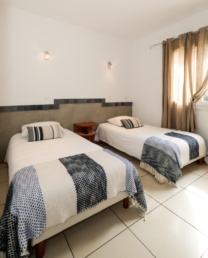 Hotel Macchie E Fiori Pianottoli-Caldarello  Zewnętrze zdjęcie